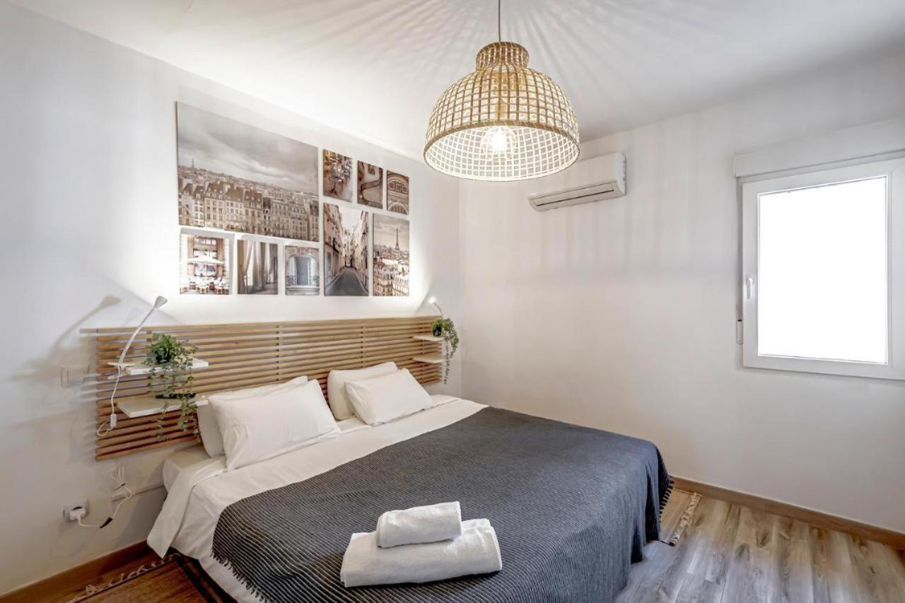 Apartamentos Pensamiento Madrid Bilik gambar